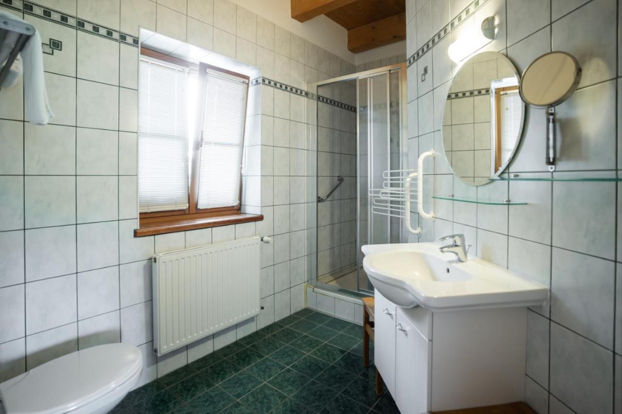 Weingut Koegl Bed & Breakfast Ratsch an der Weinstrasse Bagian luar foto